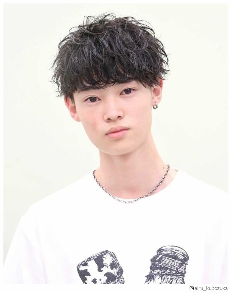 窪塚洋介の息子・愛流、スパイラルパーマにイメチェン「優勝」「イケメン」の声続々