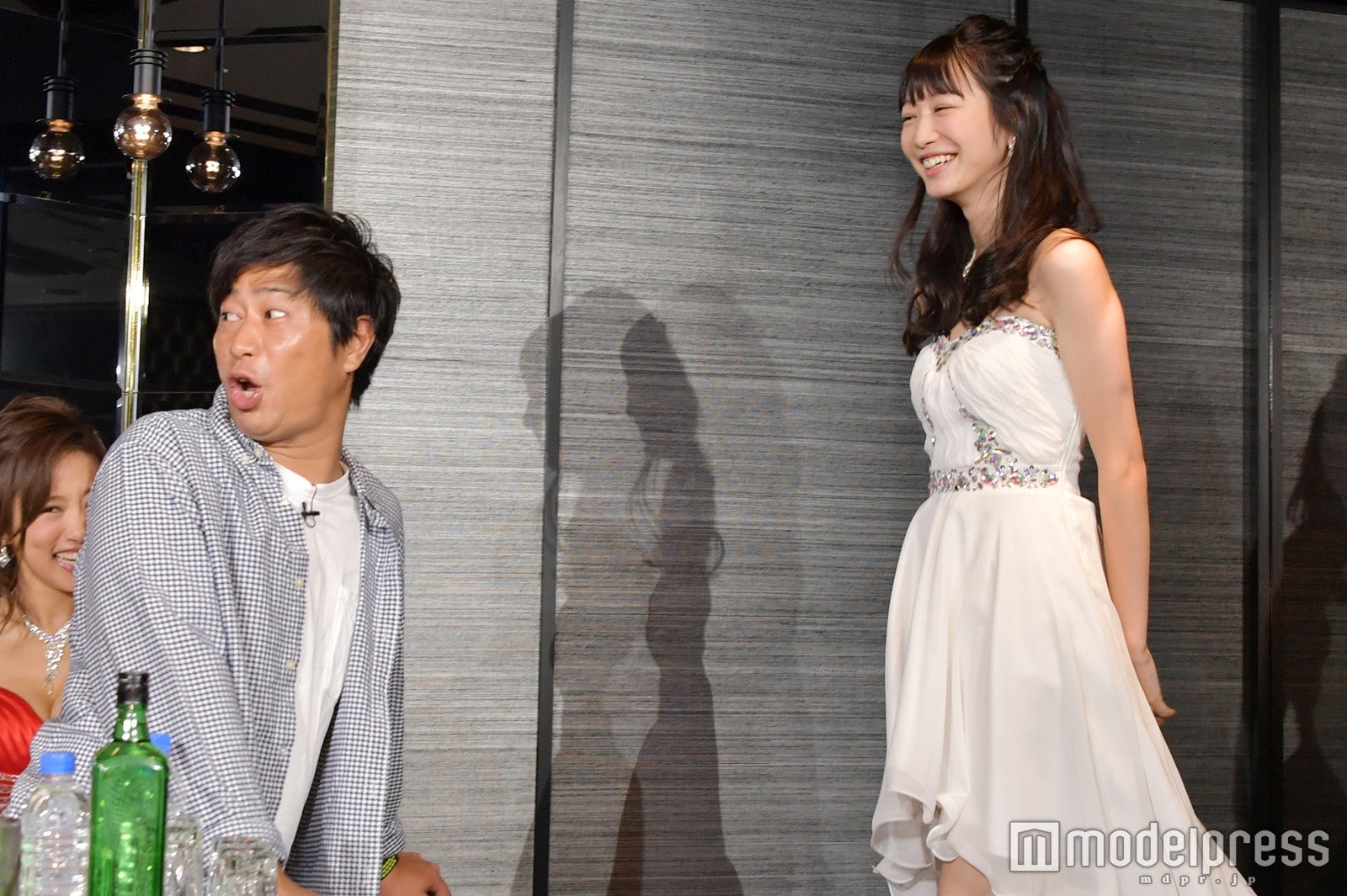 尾形貴弘、岡本夏美 （C）モデルプレス