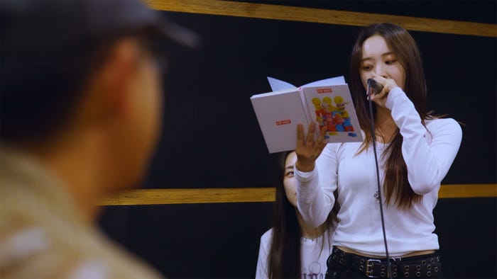 モモカ「GPP Fly 〜崖っぷち紙ヒコーキのテイクオフ〜」(提供写真)