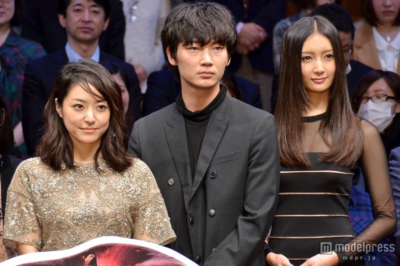 （左から）井上真央、綾野剛、菜々緒