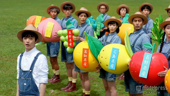 染谷将太/新CM「どこでとれたの唄」篇