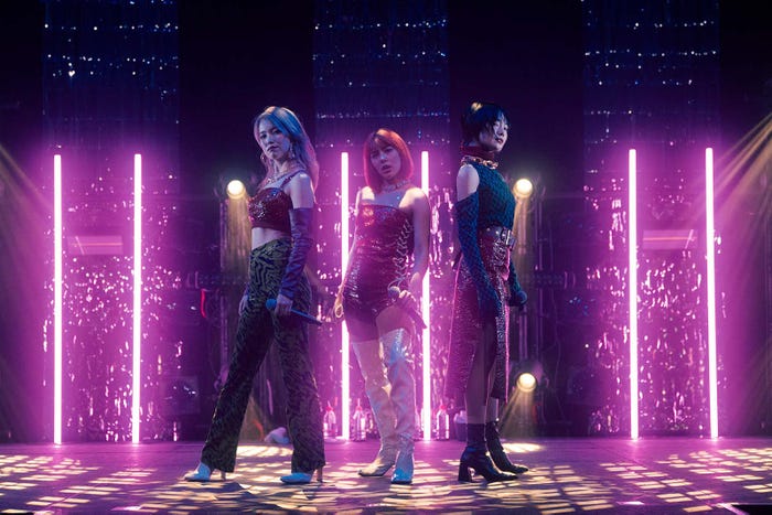 Lil’ Fang、Akina、Mikako「FAKY LIVE 2022 #nofilter」/撮影:kazumi watanabe