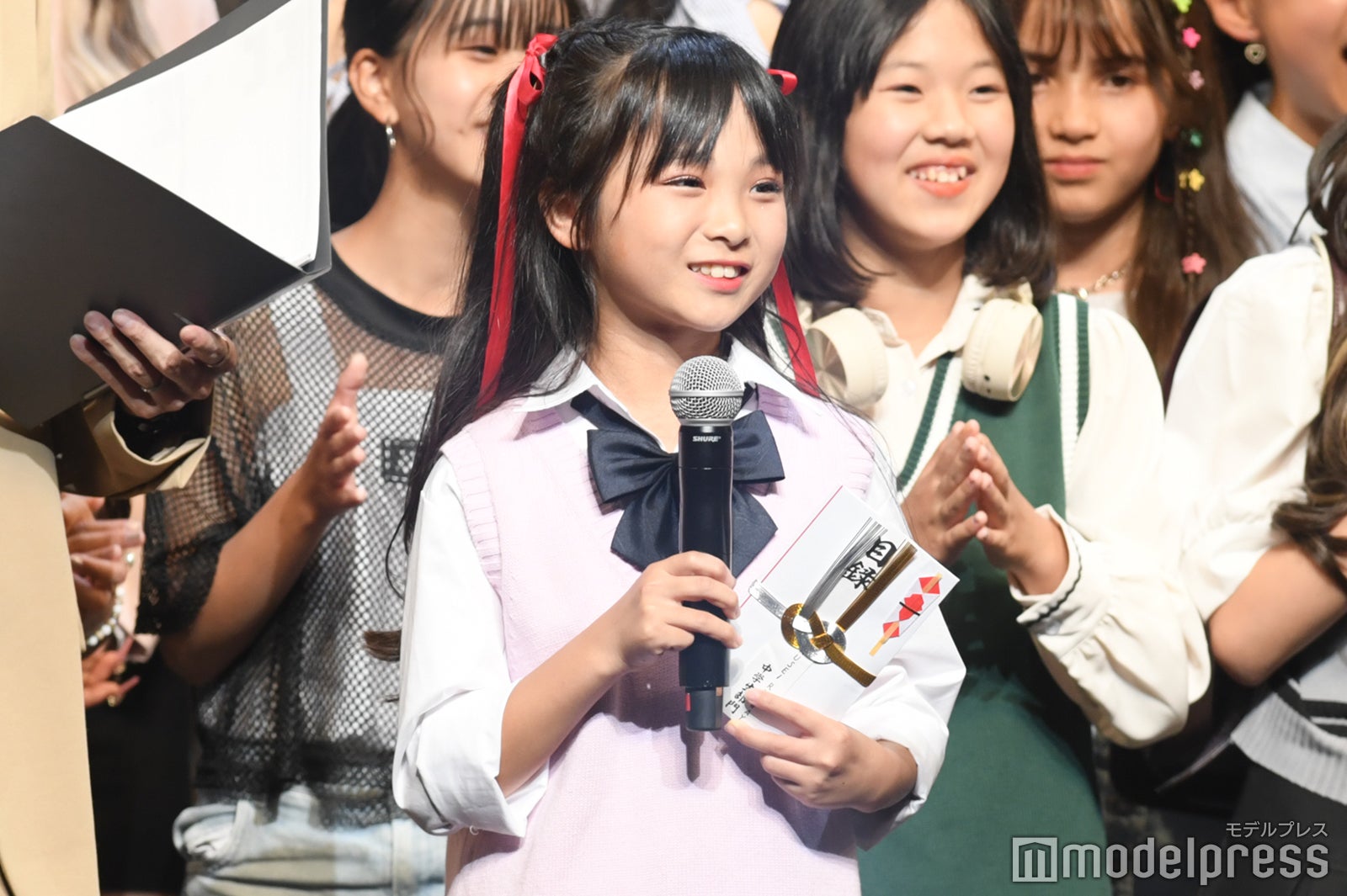 「小学生高学年」部門でグランプリを受賞した妃恭さん（C）モデルプレス