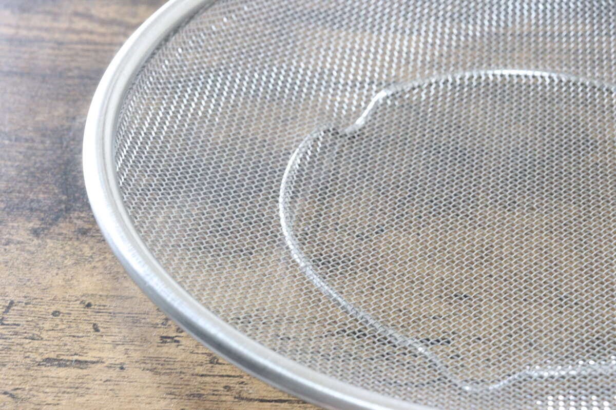 浅型ザル　セリア　持ち手