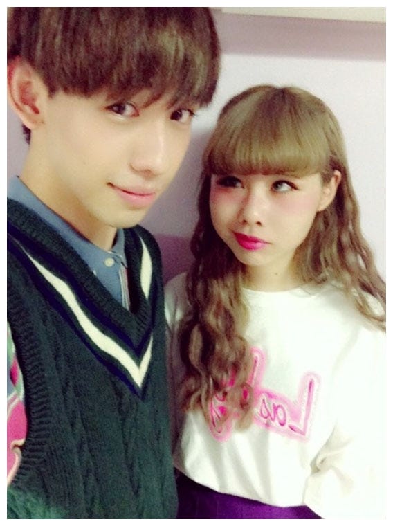 付き合いたてのぺことりゅうちぇる/ぺこオフィシャルブログより(Ameba)