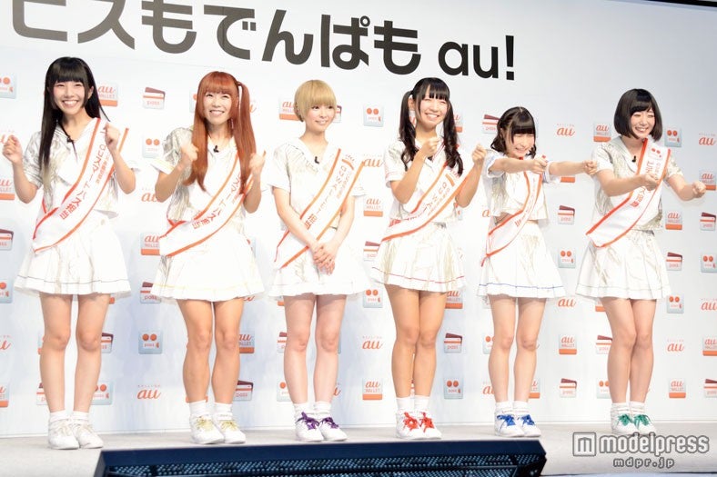 相沢梨紗、成瀬瑛美、最上もが、藤咲彩音、古川未鈴、夢眠ねむ（左から）