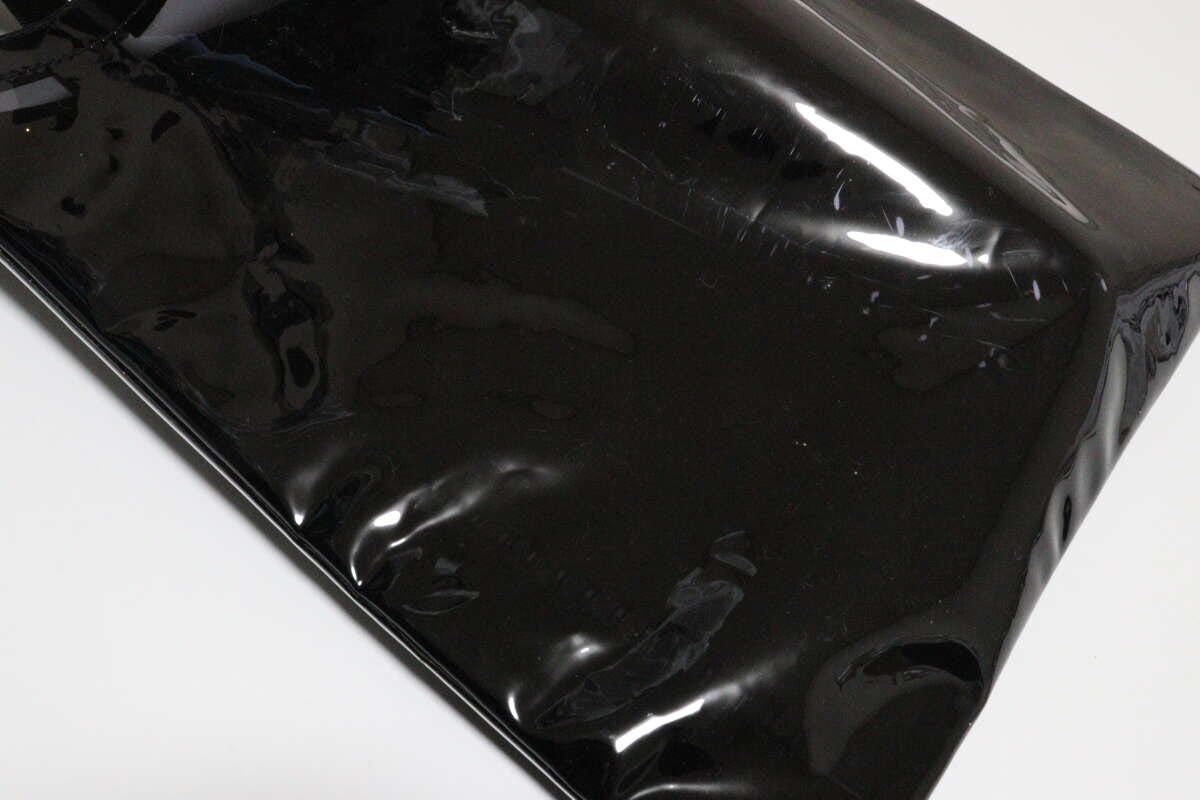 ショルダーベルトもつけられるトートバッグ　透けにくい