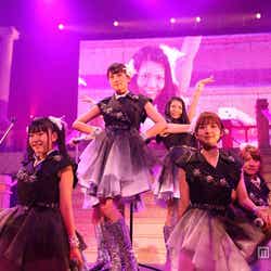 AKB48の2012全国ツアー「野中美郷、動く。~47都道府県で会いましょう~」(C)AKS