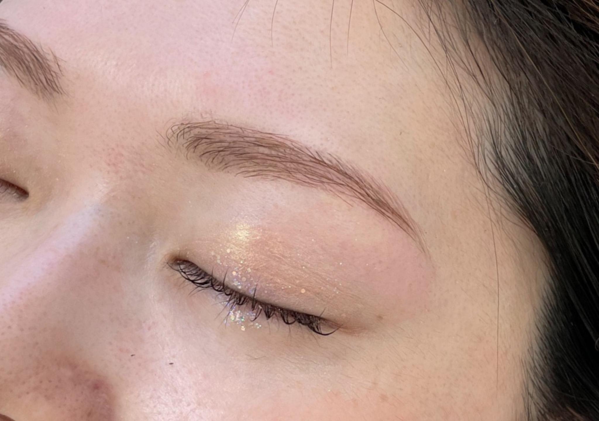 パウダーだけ・ペンシルだけはNG？プロはこうします！今っぽ眉をつくる組み合わせ3選