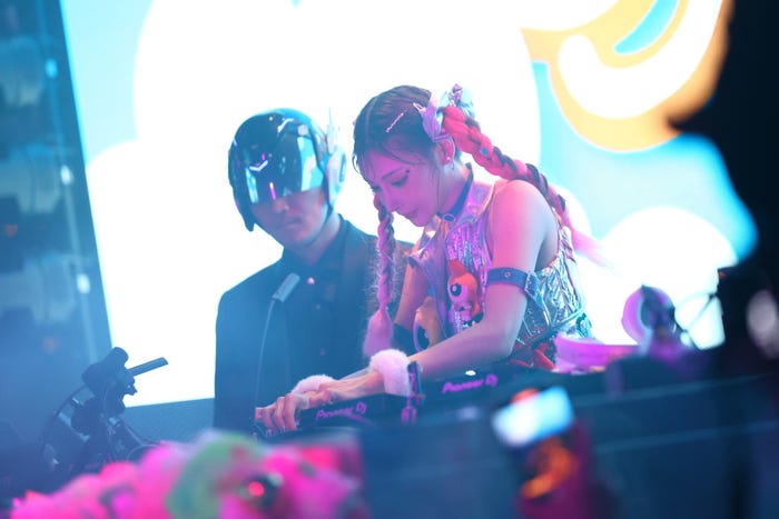 明日花キララ(提供写真)