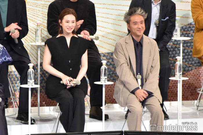 北川景子、ムロツヨシ(C)モデルプレス