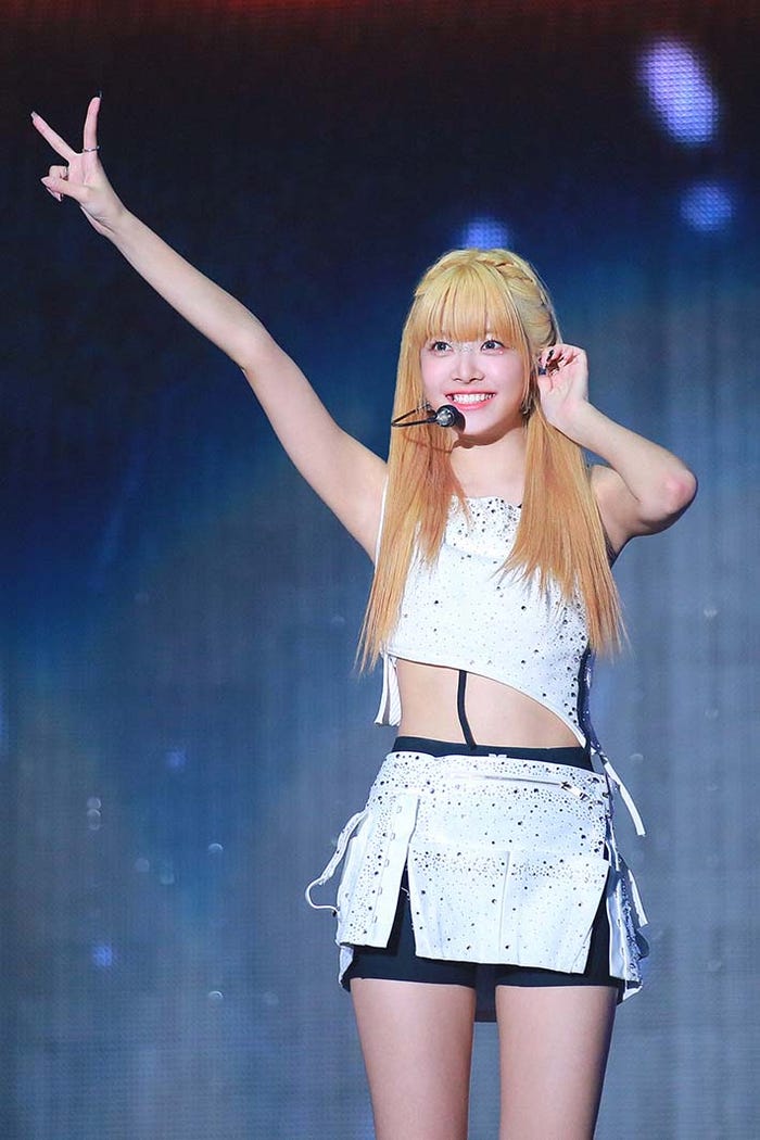 HONG EUNCHAE(P)&(C)SOURCE MUSIC