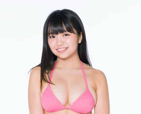 大原優乃、紐ビキニで美バストあらわな“初グラビア” 初写真集が重版決定
