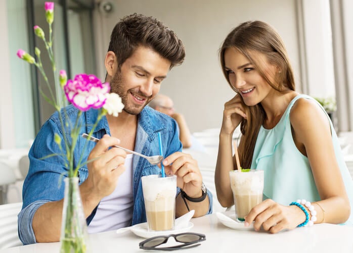 職場と家の往復に出会いがない！仕事帰りの短時間で出会いを探す方法 モデルプレス