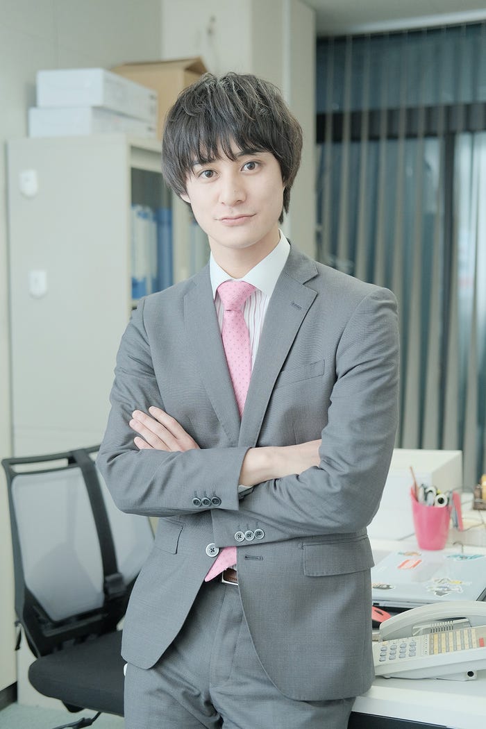 高崎翔太(C)「癒されたい男」製作委員会