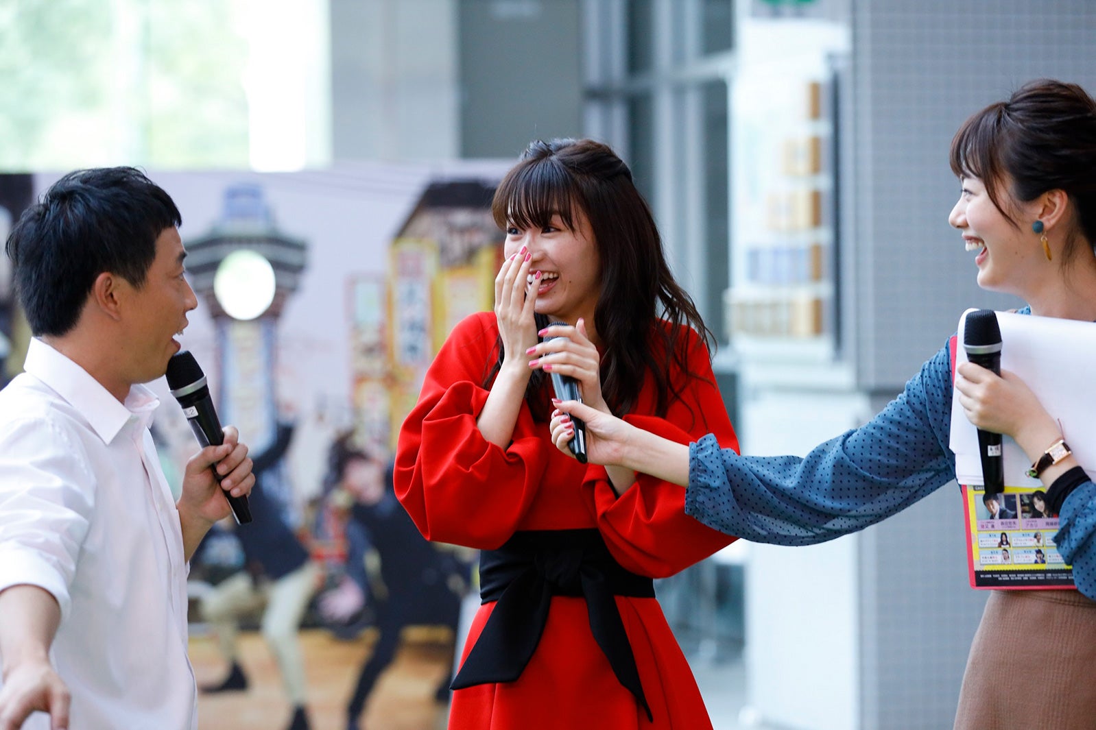 森田哲矢、岡崎紗絵（C）カンテレ・BSフジ