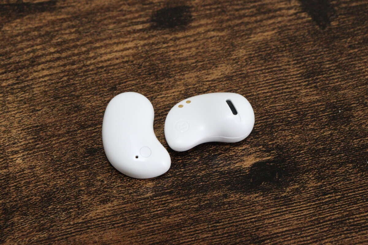 ワイヤレスステレオイヤホン　形状