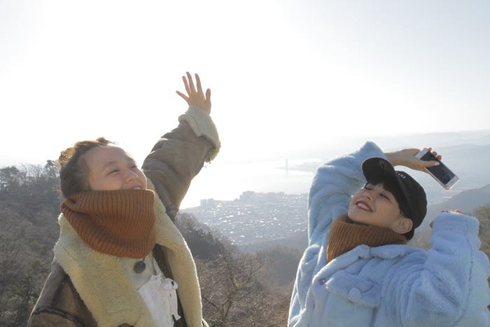 (左から)柴田紗希、菅沼ゆり(写真提供:MBS)