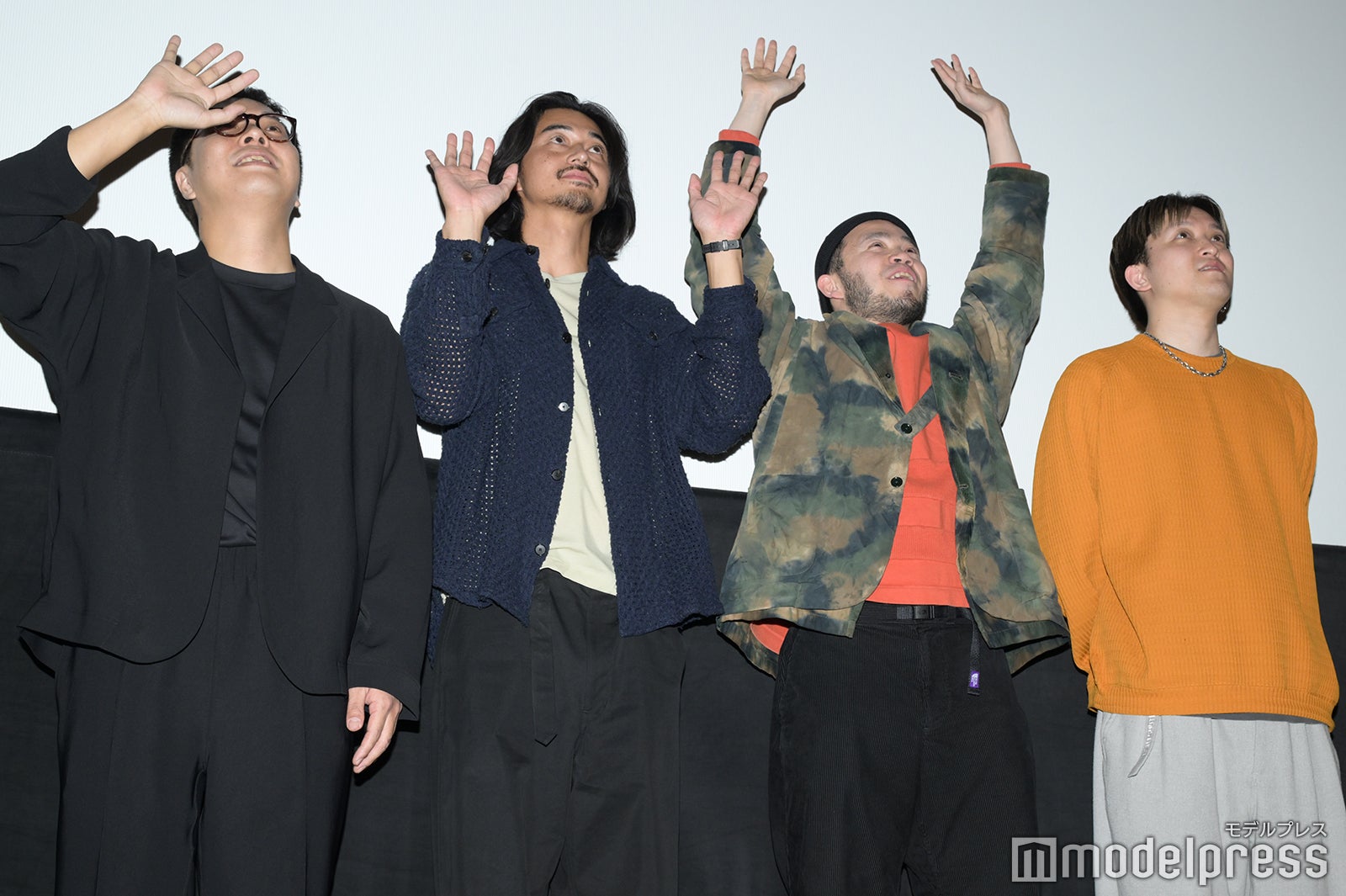 （左から）エリザベス宮地監督、東出昌大、アフロ、UK（C）モデルプレス