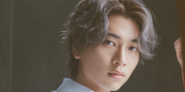 仮面ライダーガヴ」で話題・庄司浩平、自身初カレンダーの