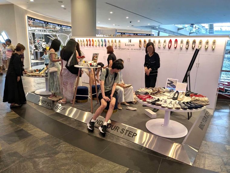 日本製バレエシューズ「クルントウキョウ」 シンガポールから販路を拡大