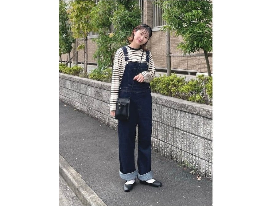 無印良品にはデニム素材やチノ素材のサロペットが登場　出典：WEAR
