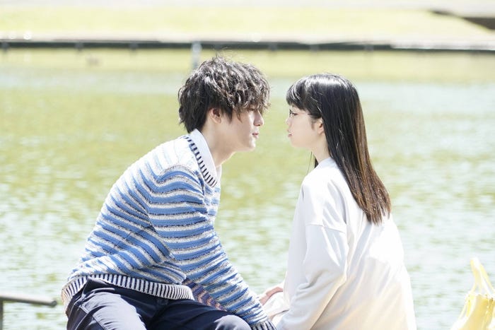 間宮祥太朗、小芝風花/ドラマ「早子先生、結婚するって本当ですか?」第8話(C)フジテレビ