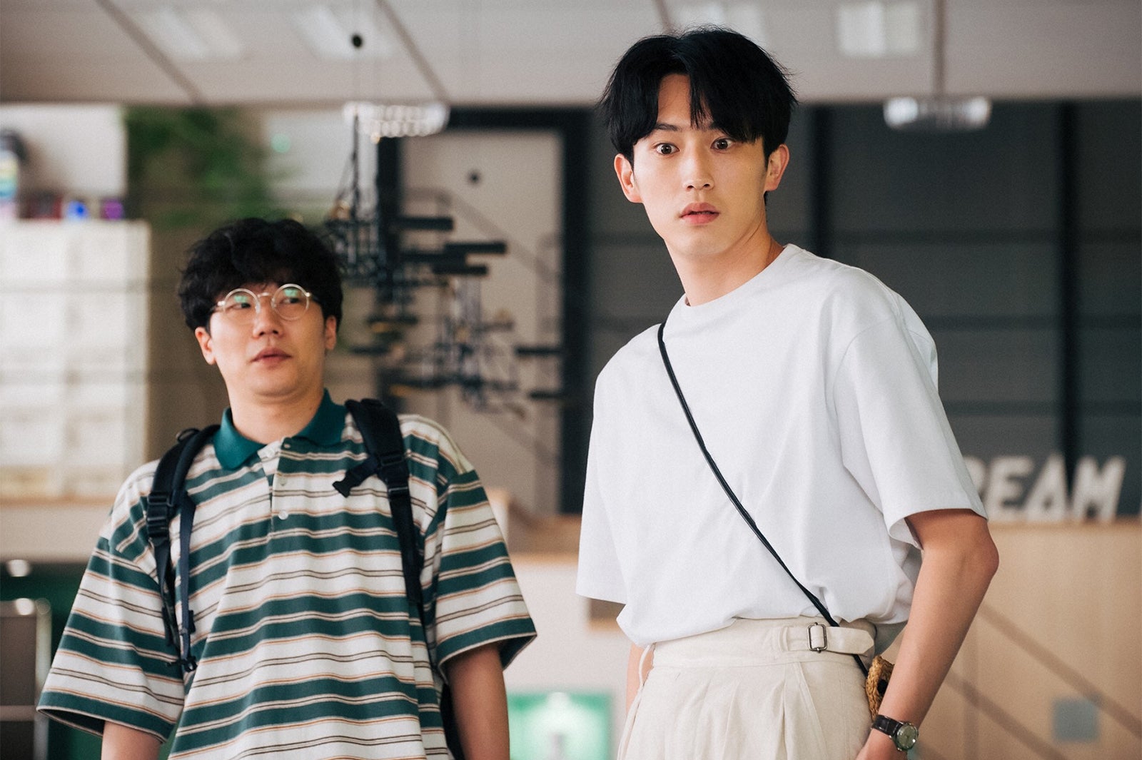 前原滉、杉野遥亮／「ユニコーンに乗って」第3話より（C）TBS／撮影：加藤春日