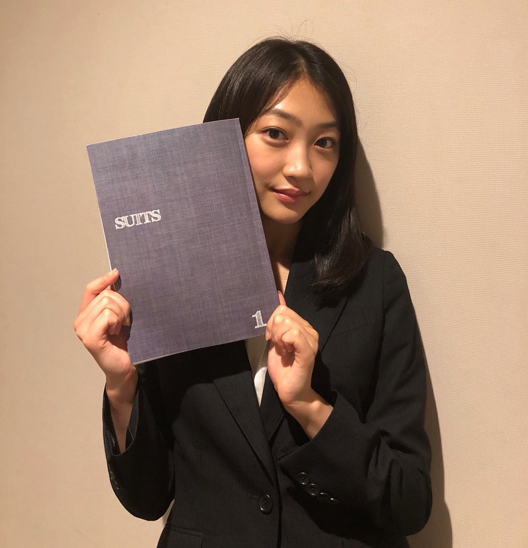 “奇跡の美肌”田辺かほ、月9「SUITS／スーツ」でドラマ初出演　「初めて味わう感覚」撮影回顧
