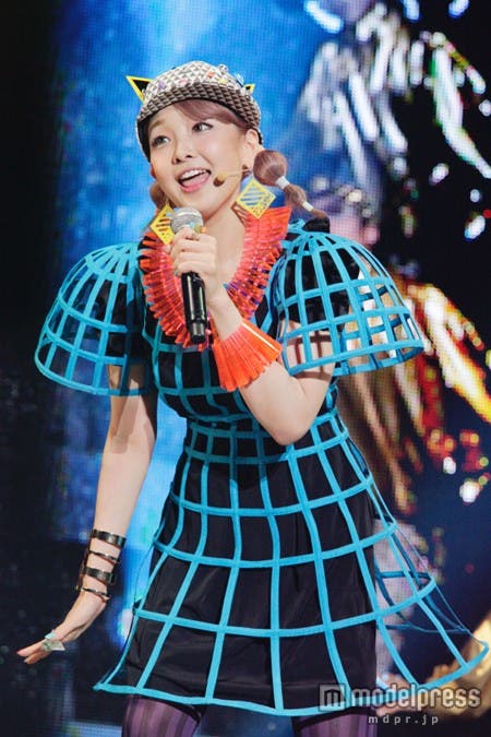 「SEOUL GIRLS COLLECTION SGC SUPER LIVE 2013」(6月1日・2日/東京・有明コロシアム)でも「Make Up」を披露し、大歓声を浴びた