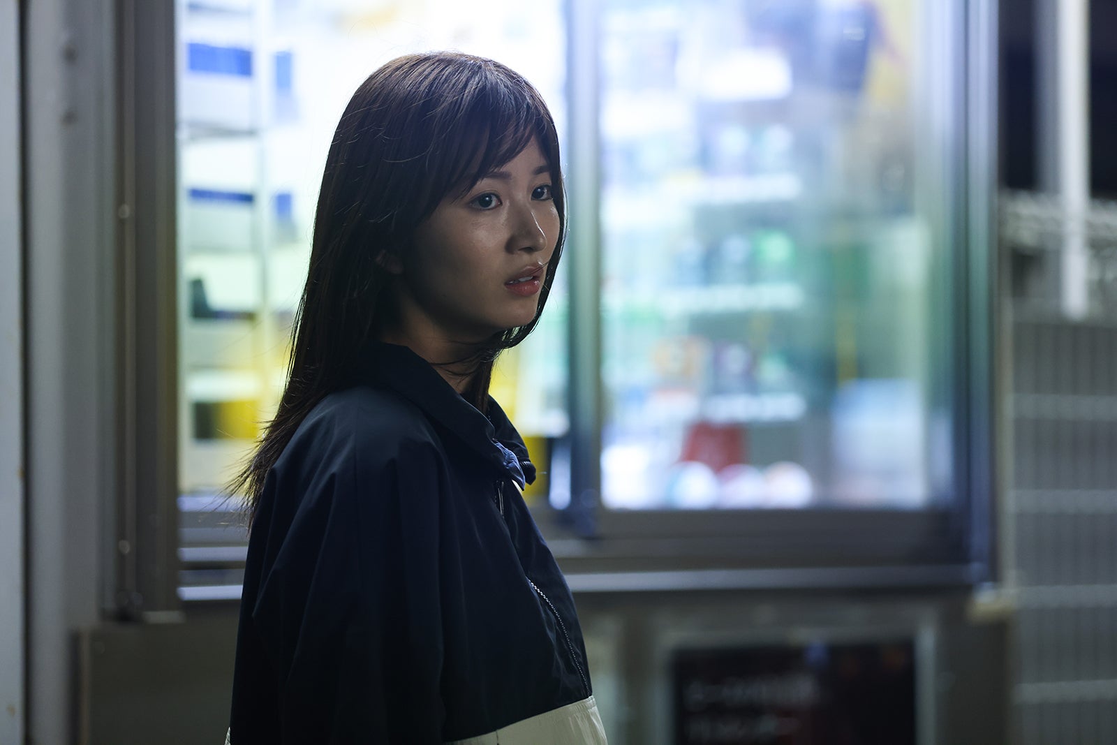 岡崎紗絵「あのクズを殴ってやりたいんだ」第2話（C）TBS