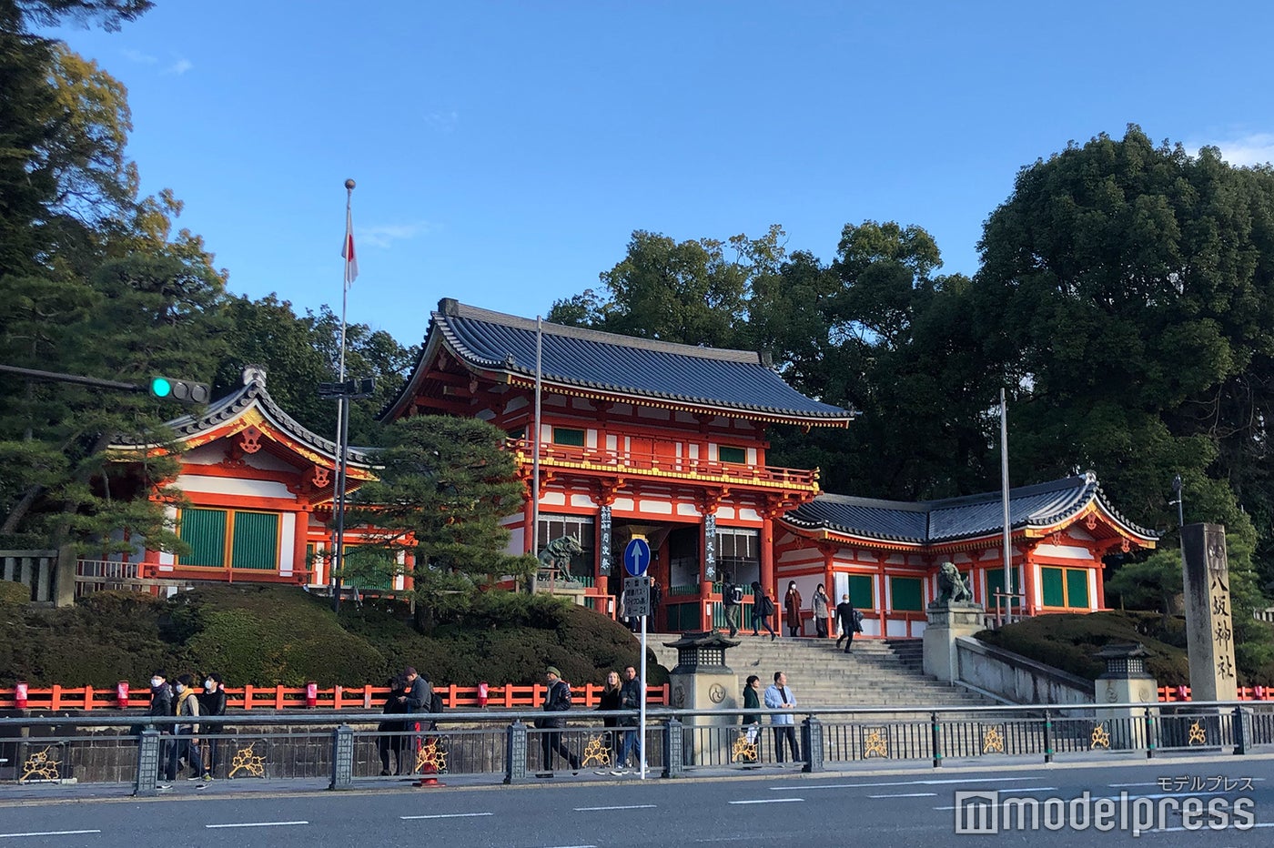 ホテルから徒歩で行ける「八坂神社」（C）モデルプレス