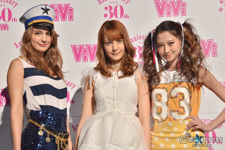 トリンドル玲奈ら「ViVi」モデルが美脚披露　恋愛事情も明かす