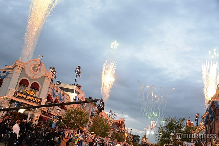 米ディズニーランド60周年記念イベント「ダイヤモンド・セレブレーション」