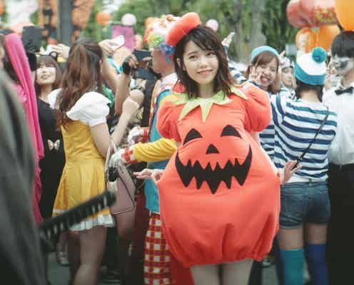 島崎遥香、キュートなかぼちゃコスプレを披露「私にとっては普段着レベル」