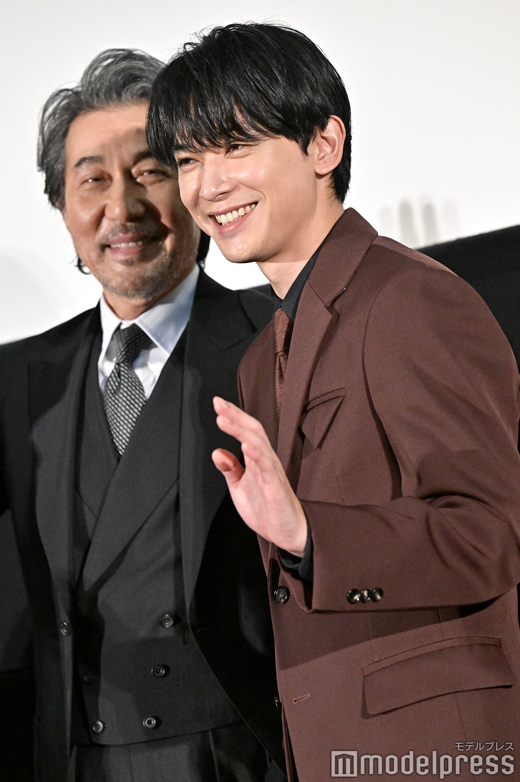 役所広司、吉沢亮（C）モデルプレス