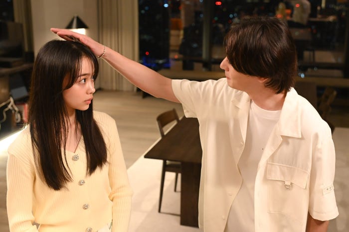 林芽亜里、犬飼貴丈「初めましてこんにちは、離婚してください」第2話(C)「初めましてこんにちは、離婚してください」製作委員会・MBS