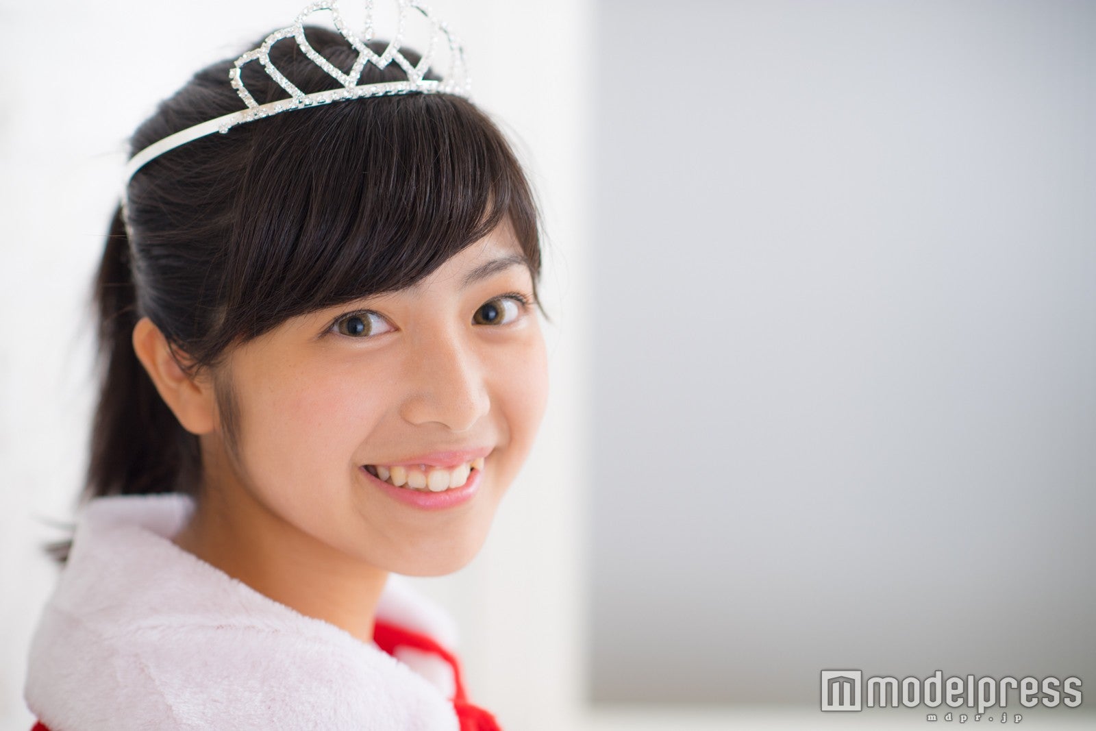 グランプリに輝いた吉田莉桜（りおちょん）さん／「高一ミスコン」（C）モデルプレス