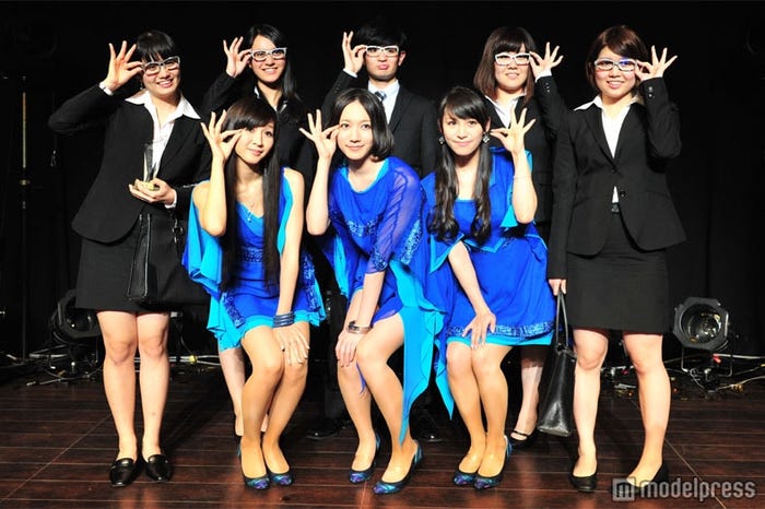 Perfumeダンスコンテスト優勝の男女5人組「就職氷河期」と即興でダンスコラボ