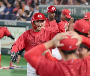 広島“1割打線”爆発11点 324日ぶり2桁得点連敗も貧打も脱出 ベテラン・中堅・若手が融合 将の笑顔戻った