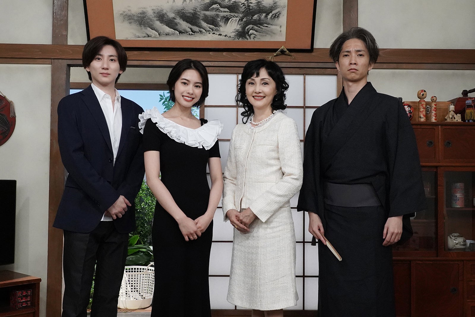 京本大我、安斉星来、南果歩、田中樹（C）Storm Labels Inc.