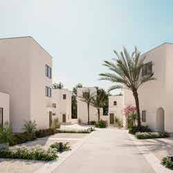 沖縄にプール付きヴィラリゾート「URUUMI ONNA POOL VILLA」洗練された内装の全14棟