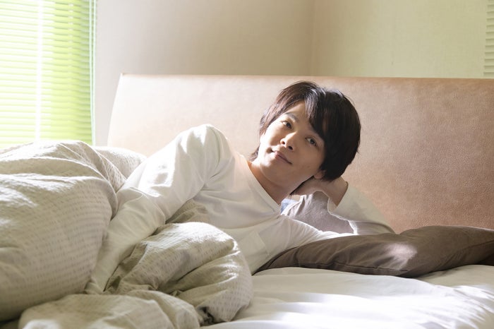 中村倫也の寝顔がいっぱい 水曜日が消えた 場面カット解禁 モデルプレス 中村倫也の寝顔がいっぱい 水曜日が消えた 場面カット解禁 モデルプレス
