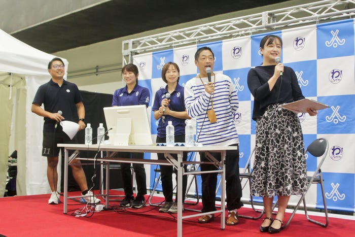 山口広基選手、浅野祥代選手、藤尾香織選手、団長安田、安田さち(提供写真)