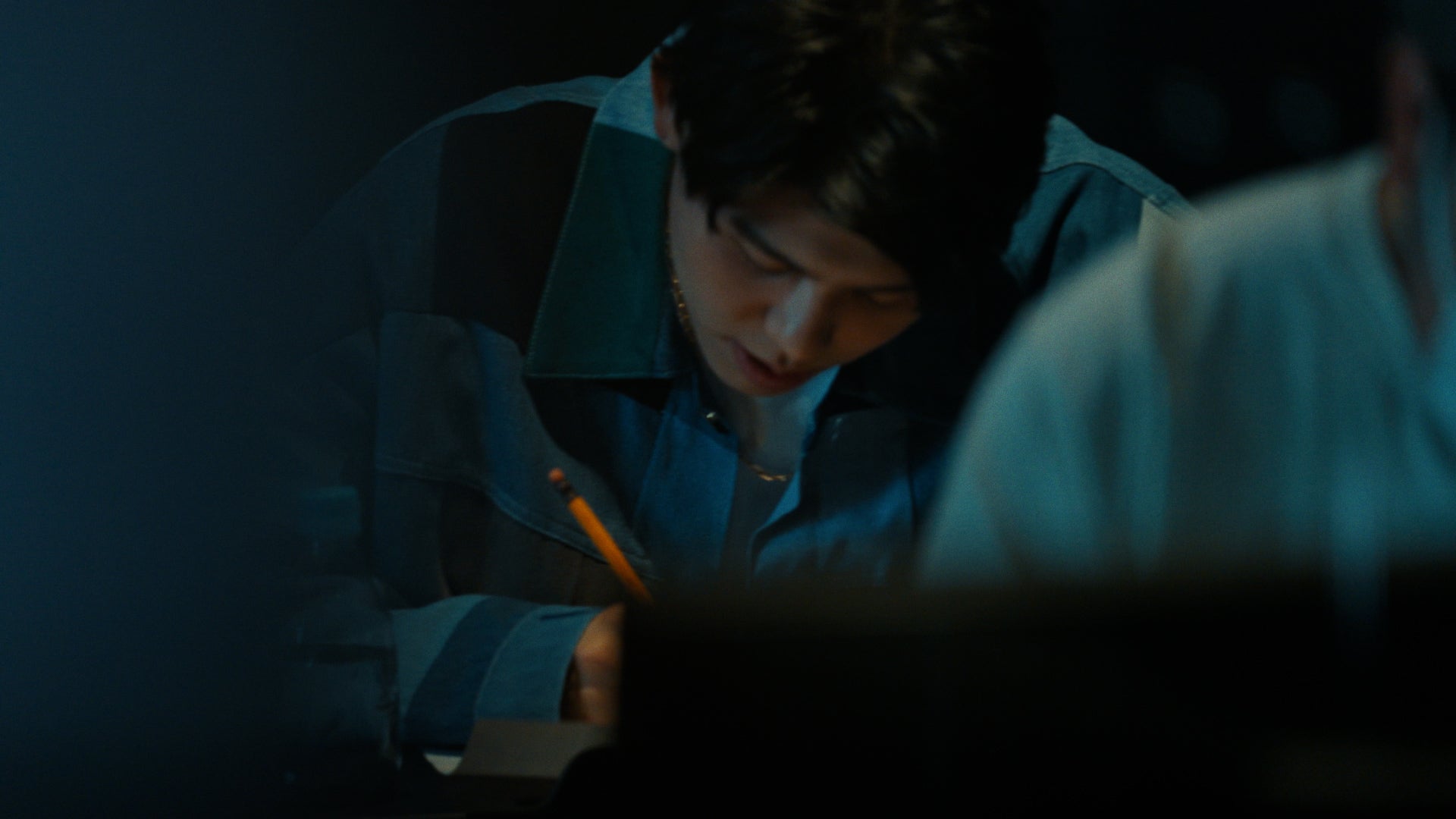 新WEBムービー「サン生と楽曲作ったよ」篇より（提供写真）