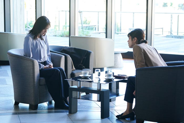 松本若菜、さとうほなみ「わたしの宝物」第9話(C)フジテレビ