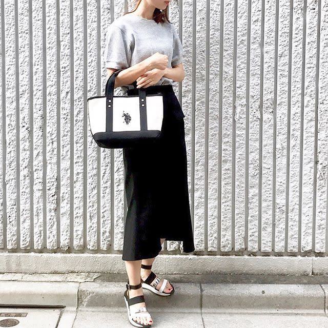 夏はtシャツでオフィスに行こう 楽ちんでプチプラなtシャツでつくるお仕事服コーデ10選 モデルプレス 夏はtシャツでオフィスに行こう 楽ちんでプチプラなtシャツでつくるお仕事服コーデ10選 モデルプレス