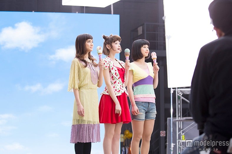 玉城ティナ／メイキングカット