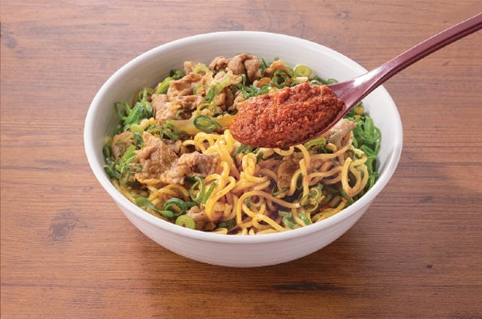 牛玉スタミナまぜそば/提供画像