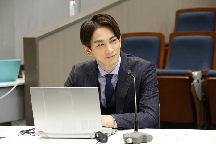 町田啓太(C)豊⽥悠/SQUARE ENIX・「30歳まで童貞だと魔法使いになれるらしい」製作委員会